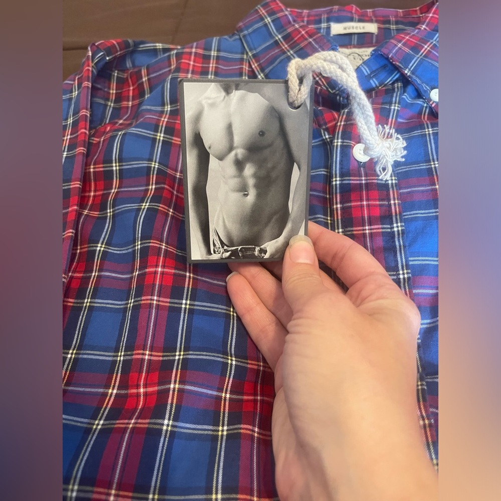 Abercrombie and Fitch button up plaid shirt XXL
muscle fit - Picture 6 of 8